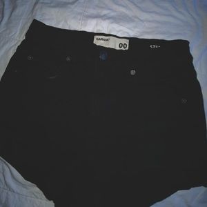 GARAGE JEAN SHORTS